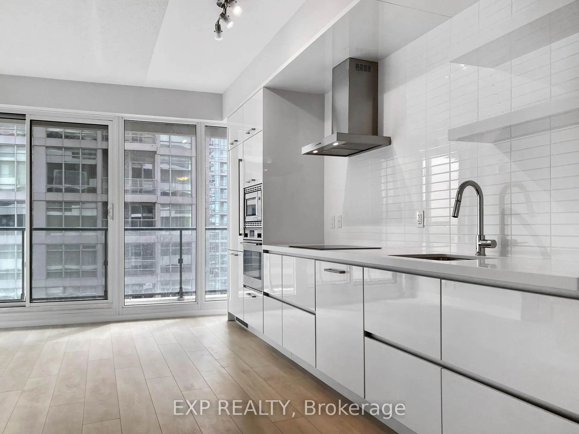 Photo 14 of Unit 2506, 2221 Yonge Street, Toronto, Mount Pleasant West — HOMEH