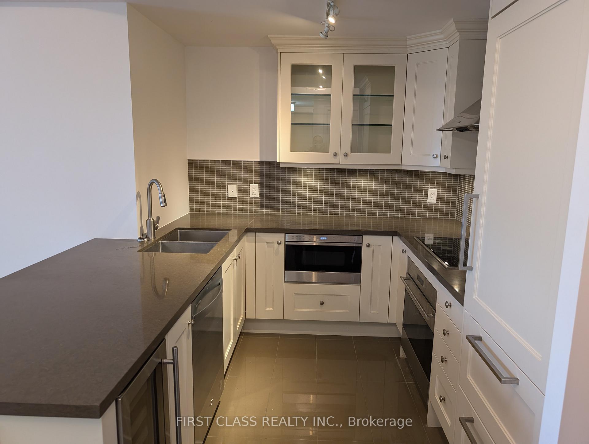 Photo 2 of Unit 502, 9 Stollery Pond Crescent, Markham, Angus Glen — HOMEH