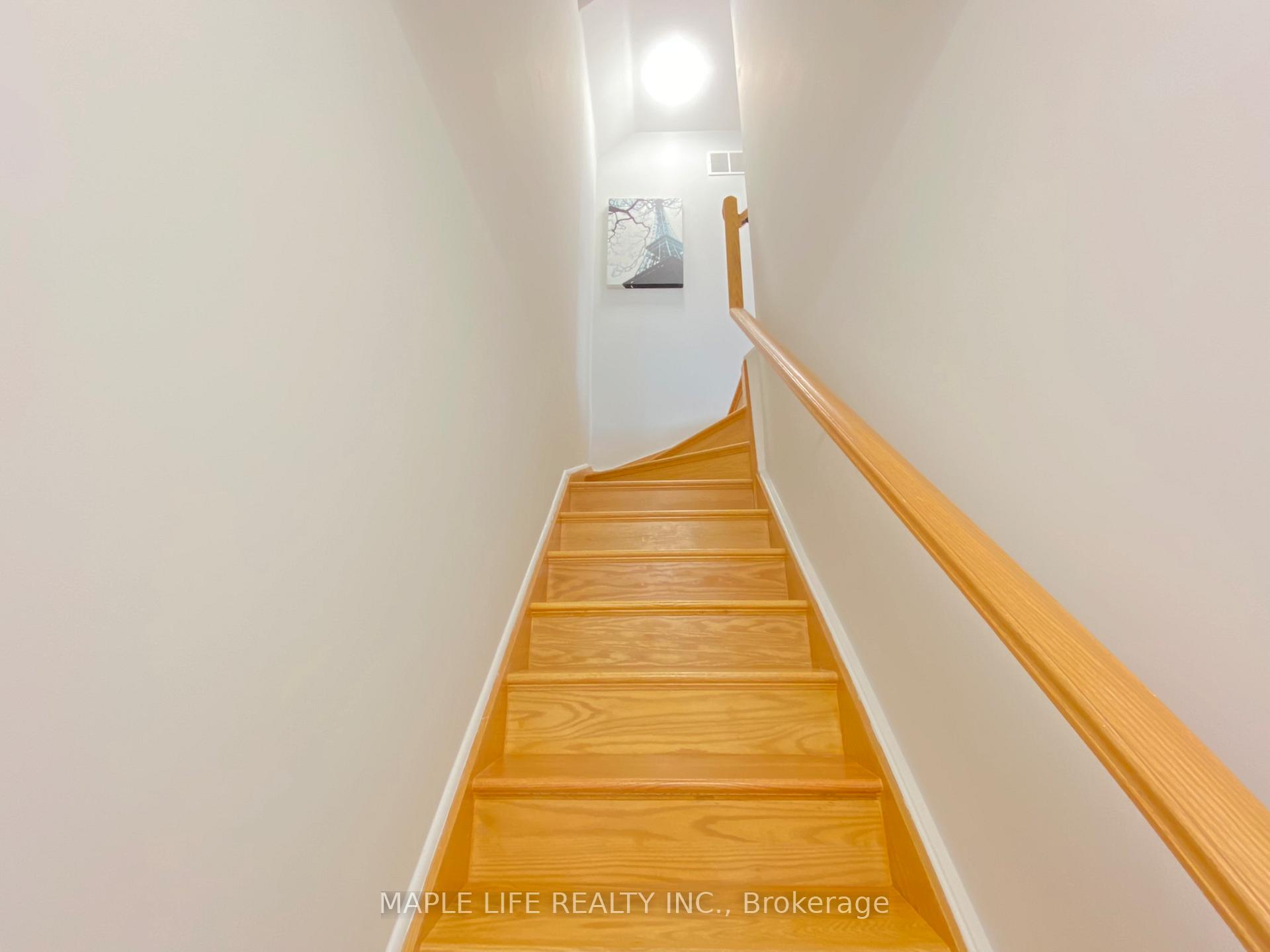 Photo 3 of Unit 266, 318 John Street, Markham, Aileen-Willowbrook — HOMEH