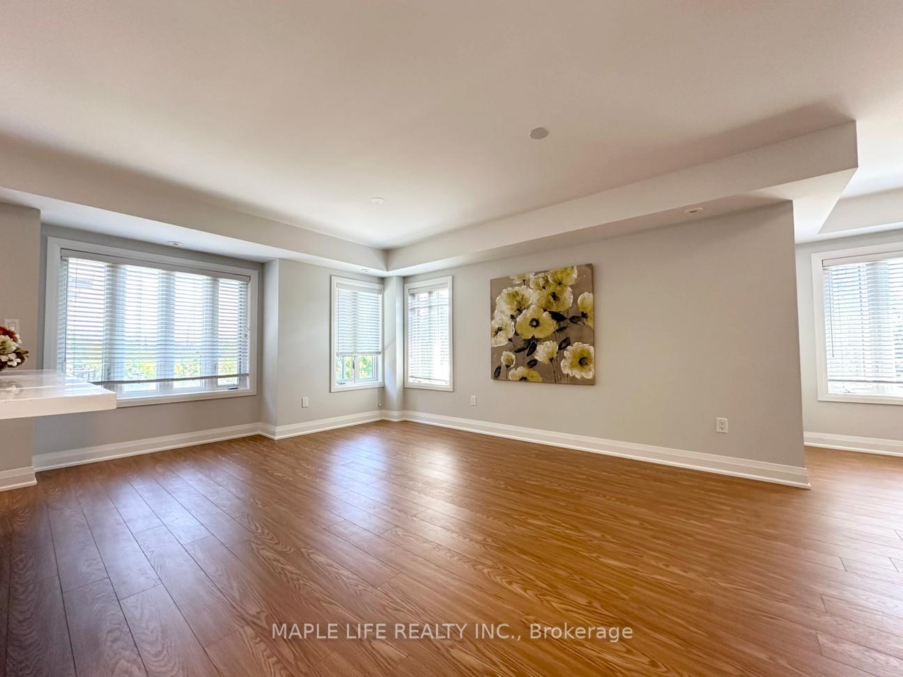 Photo 6 of Unit 266, 318 John Street, Markham, Aileen-Willowbrook — HOMEH
