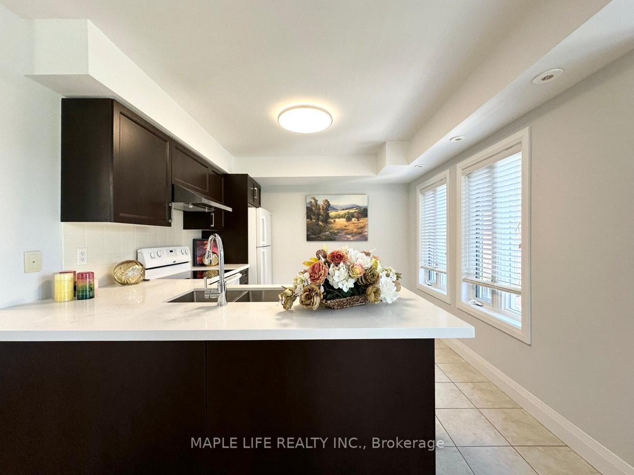 Photo 8 of Unit 266, 318 John Street, Markham, Aileen-Willowbrook — HOMEH