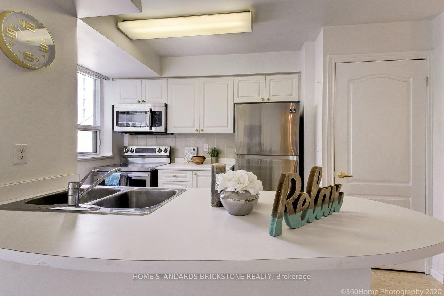 Photo 3 of Unit 907, 30 Hayden Street, Toronto, Church-Yonge Corridor — HOMEH