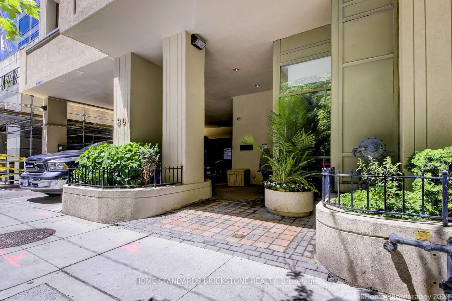 Photo 15 of Unit 907, 30 Hayden Street, Toronto, Church-Yonge Corridor — HOMEH
