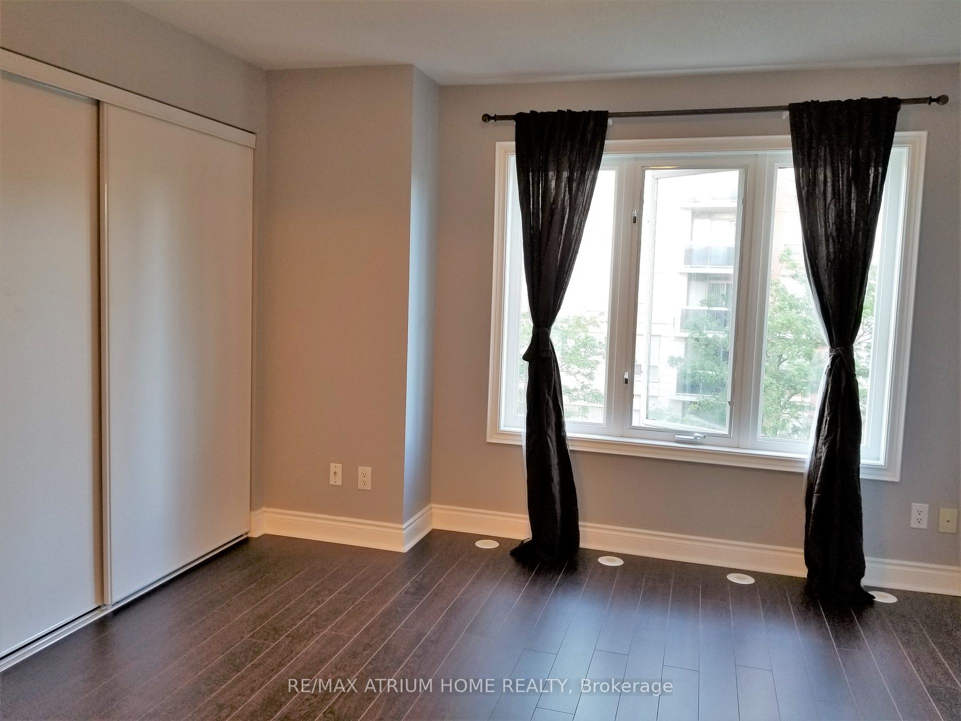 Photo 9 of 22 Times Avenue, Markham, Commerce Valley — HOMEH