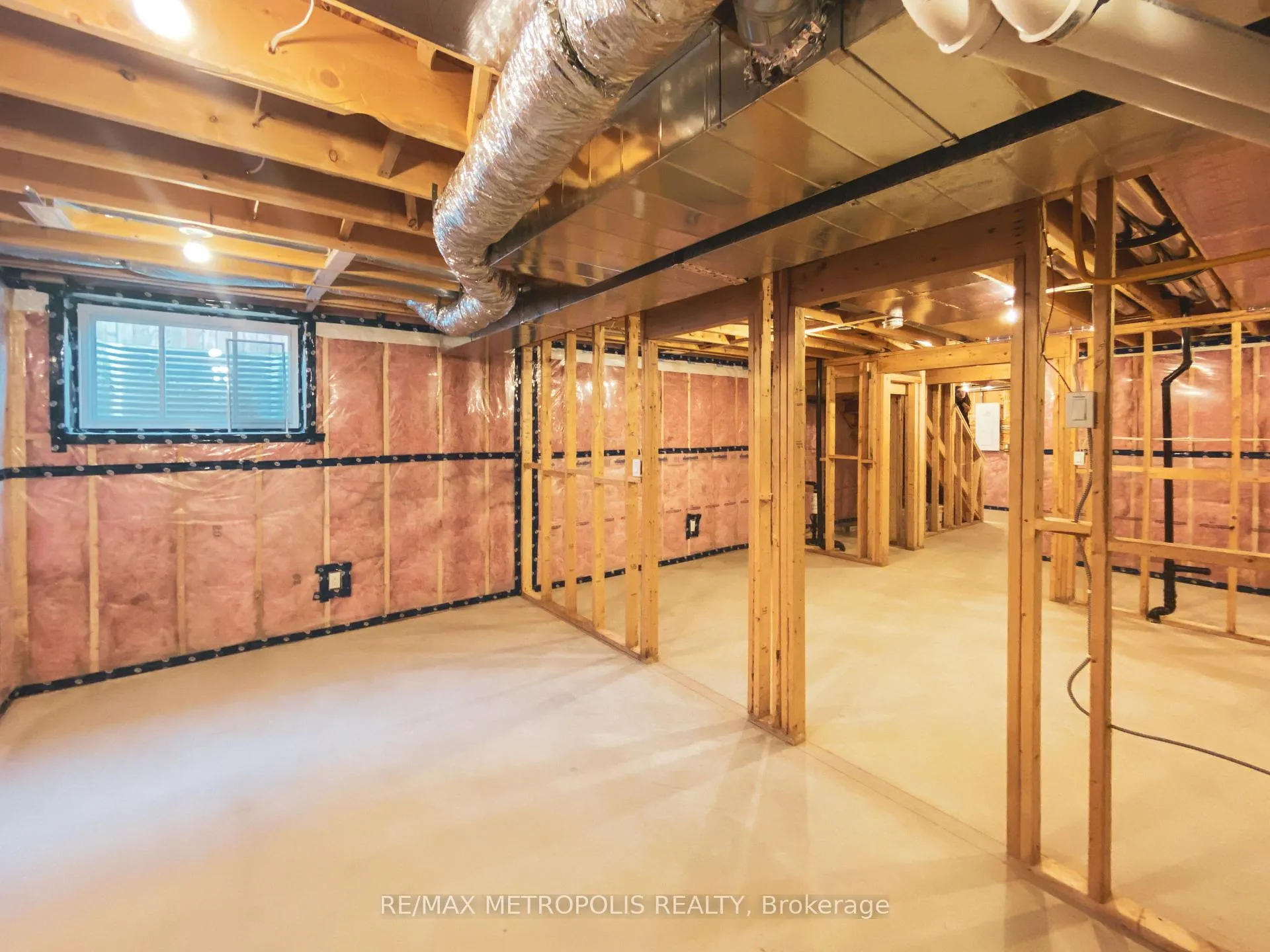Photo 11 of 35 Evylean Court, St. Thomas — HOMEH