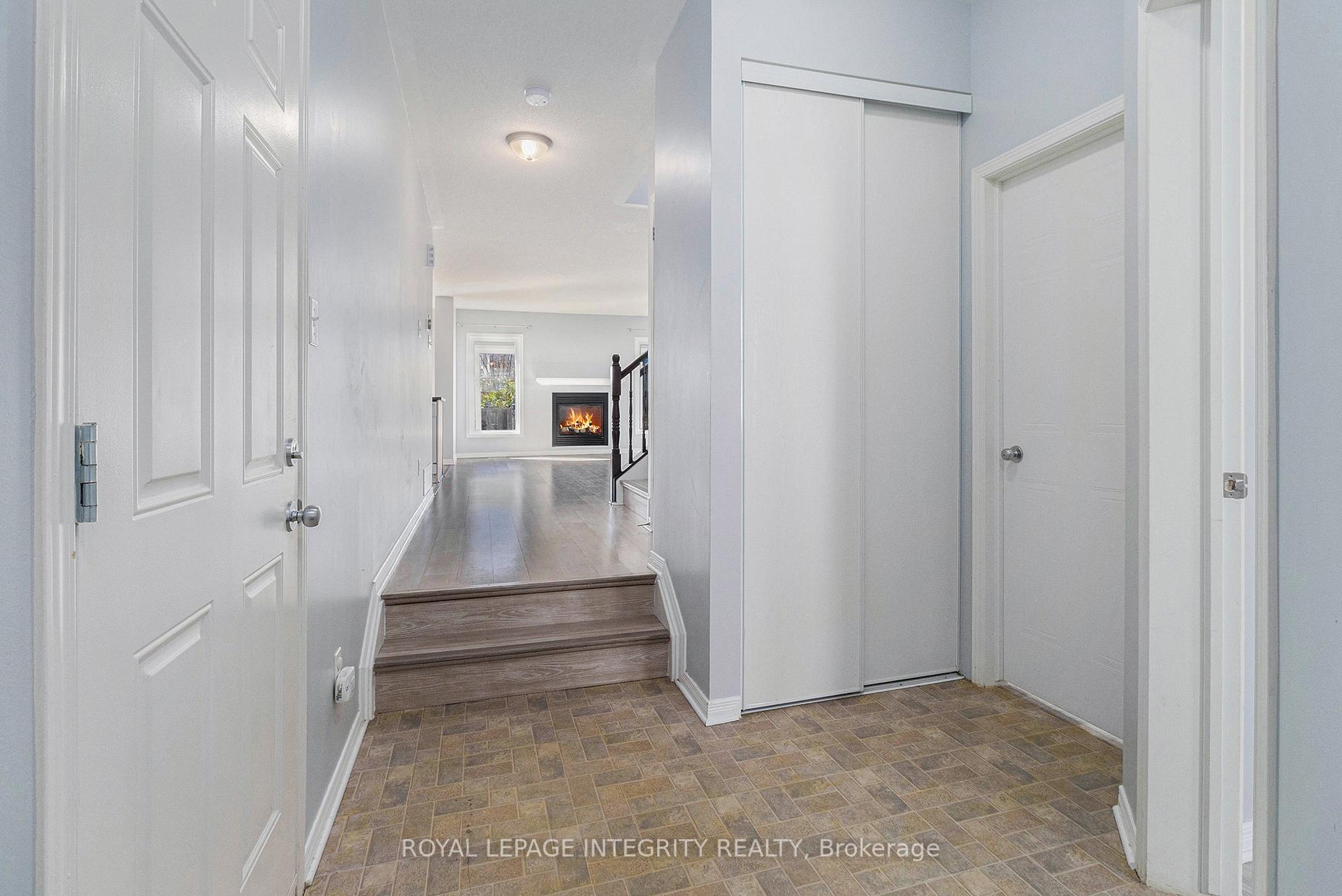 Photo 3 of 258 Sorento Street, Ottawa, Barrhaven - Strandherd — HOMEH