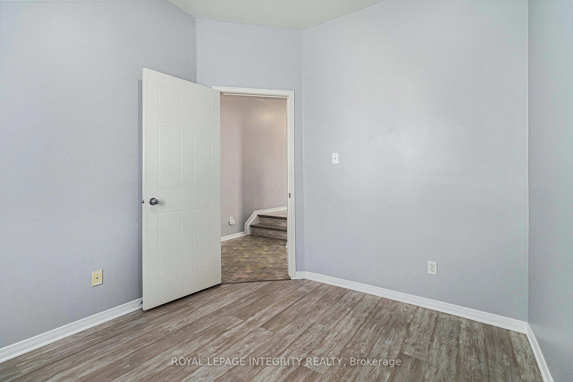 Photo 5 of 258 Sorento Street, Ottawa, Barrhaven - Strandherd — HOMEH
