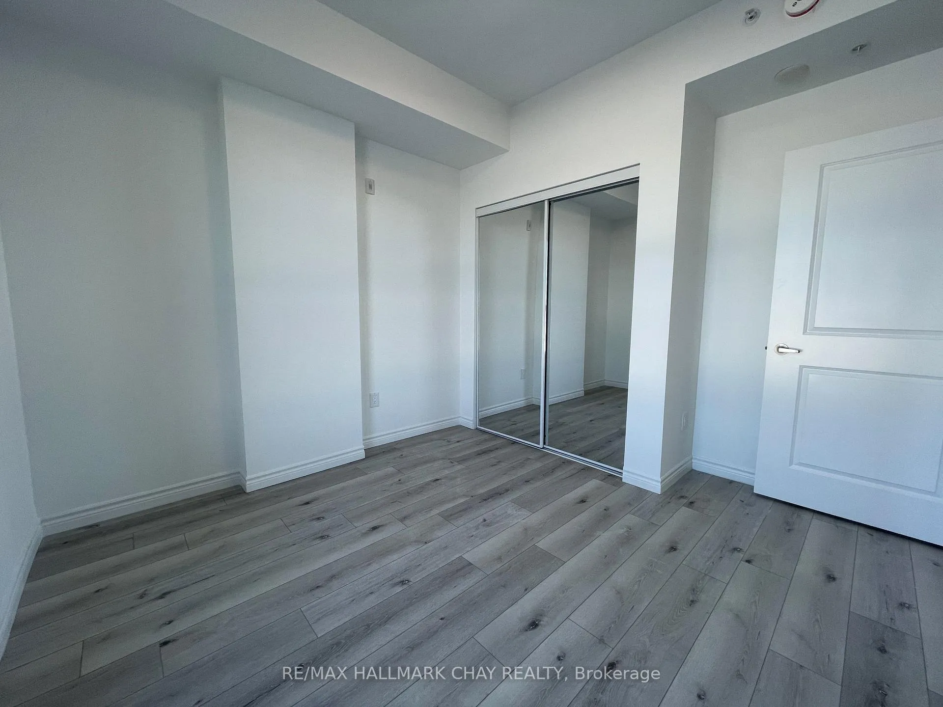 Photo 19 of Unit 209, 30 Hanmer Street W, Barrie, West Bayfield — HOMEH
