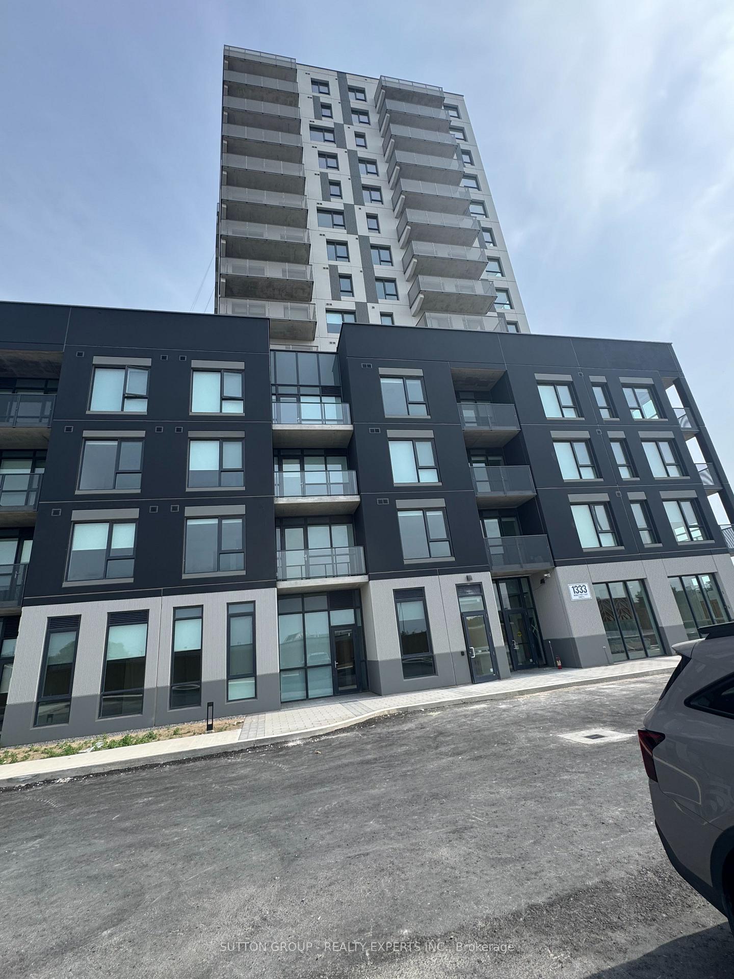 Photo 2 of Unit 305, 1333 Weber Street E, Kitchener — HOMEH