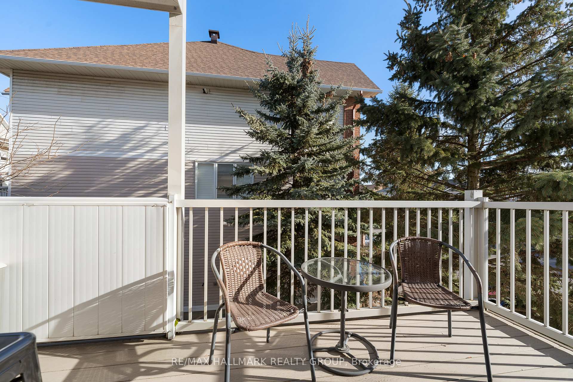 Photo 15 of 98 Bonfield Point, Ottawa, Avalon East — HOMEH