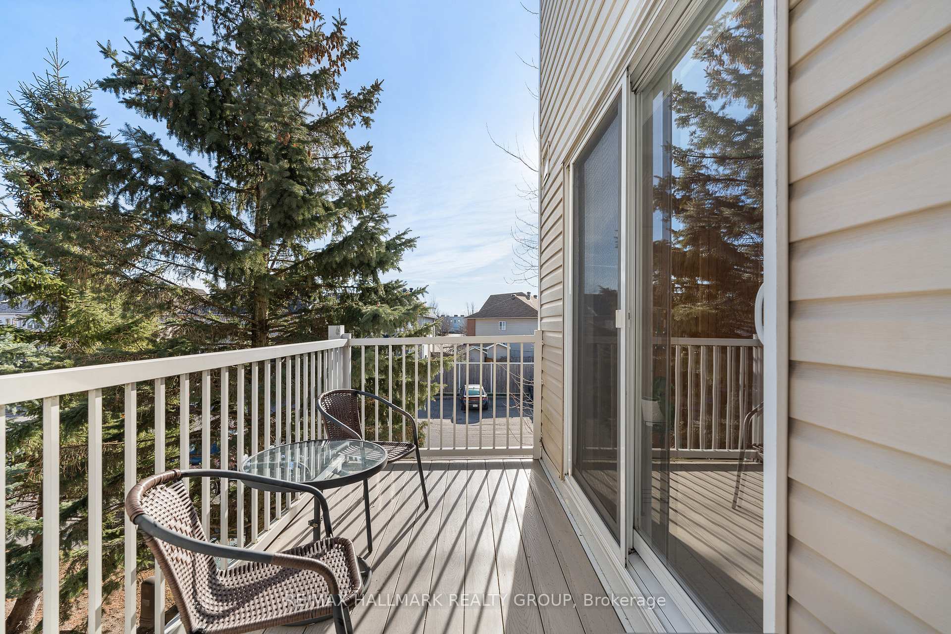 Photo 17 of 98 Bonfield Point, Ottawa, Avalon East — HOMEH