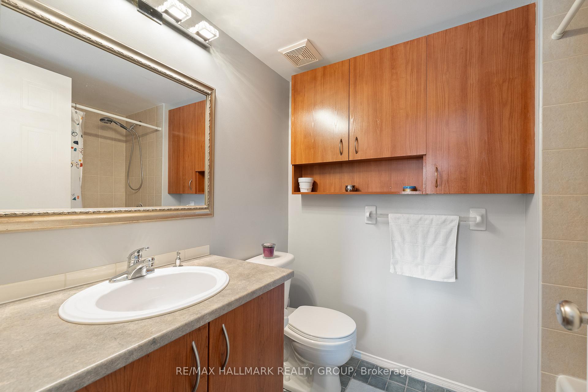 Photo 37 of 98 Bonfield Point, Ottawa, Avalon East — HOMEH