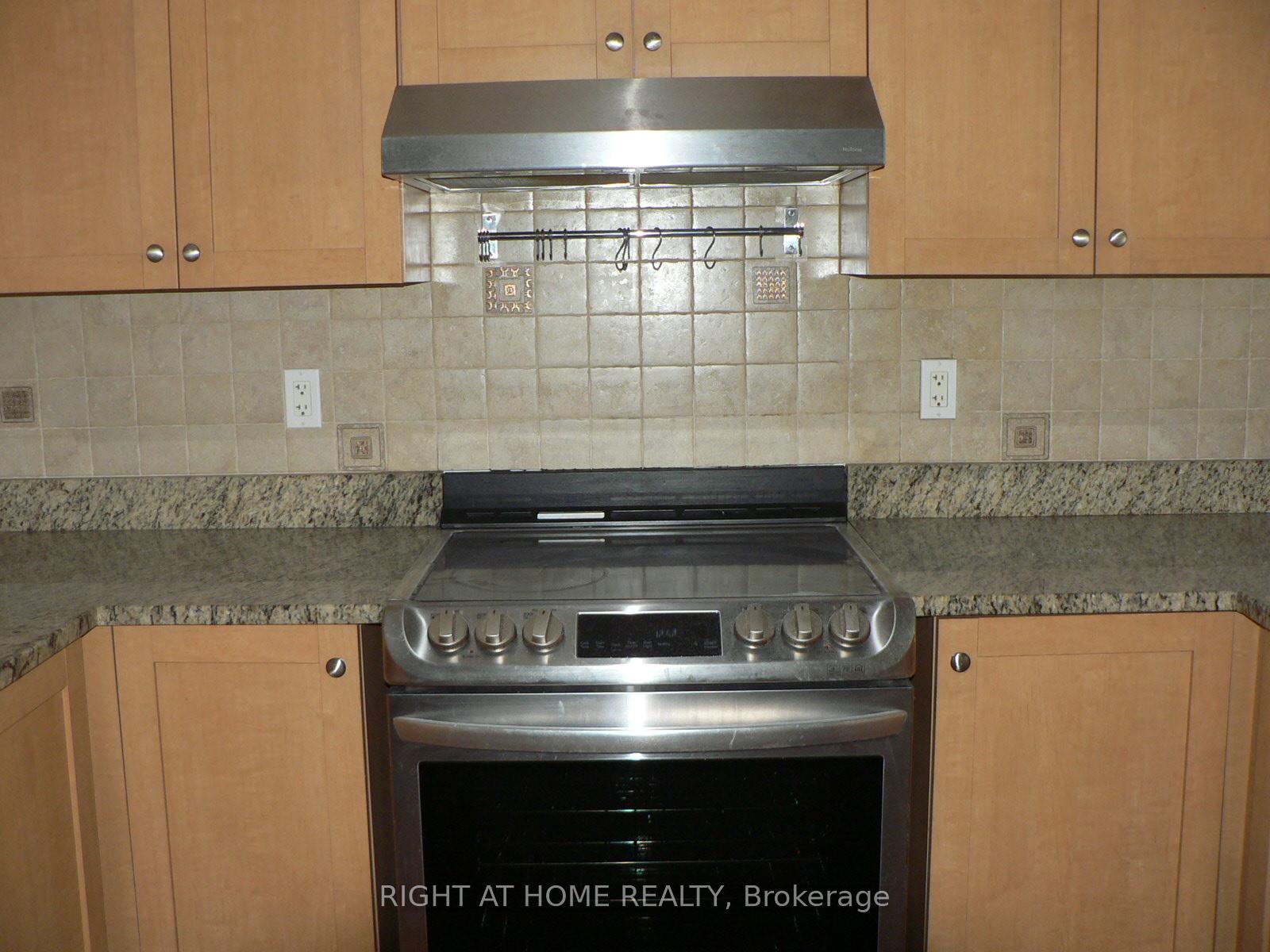 Photo 7 of Unit 3, 111 Eccles Street S, Ottawa, West Centre Town — HOMEH