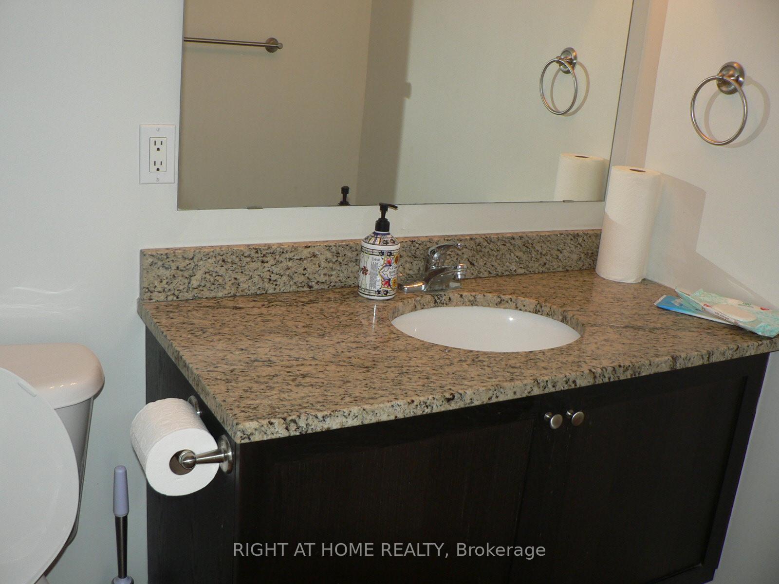 Photo 9 of Unit 3, 111 Eccles Street S, Ottawa, West Centre Town — HOMEH