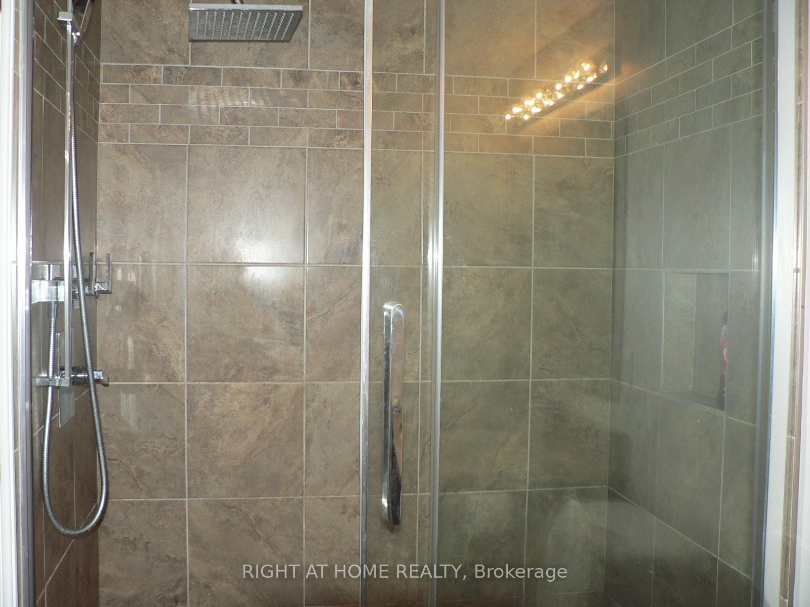 Photo 10 of Unit 3, 111 Eccles Street S, Ottawa, West Centre Town — HOMEH