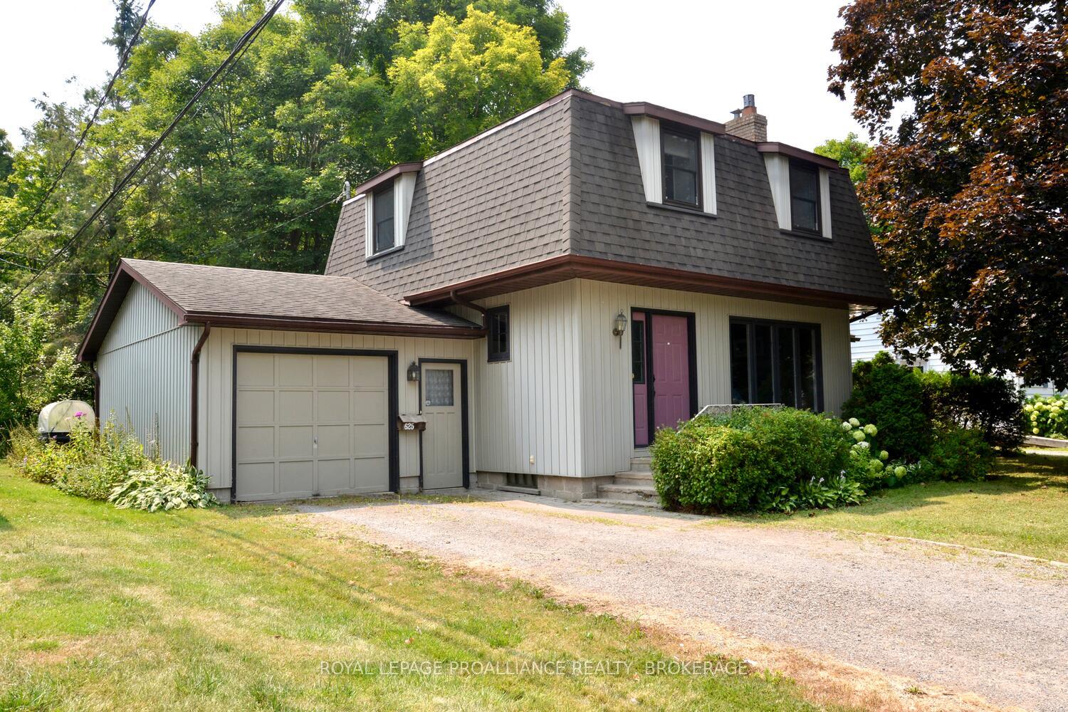 Photo 1 of 625 Hillside Drive, Gananoque — HOMEH