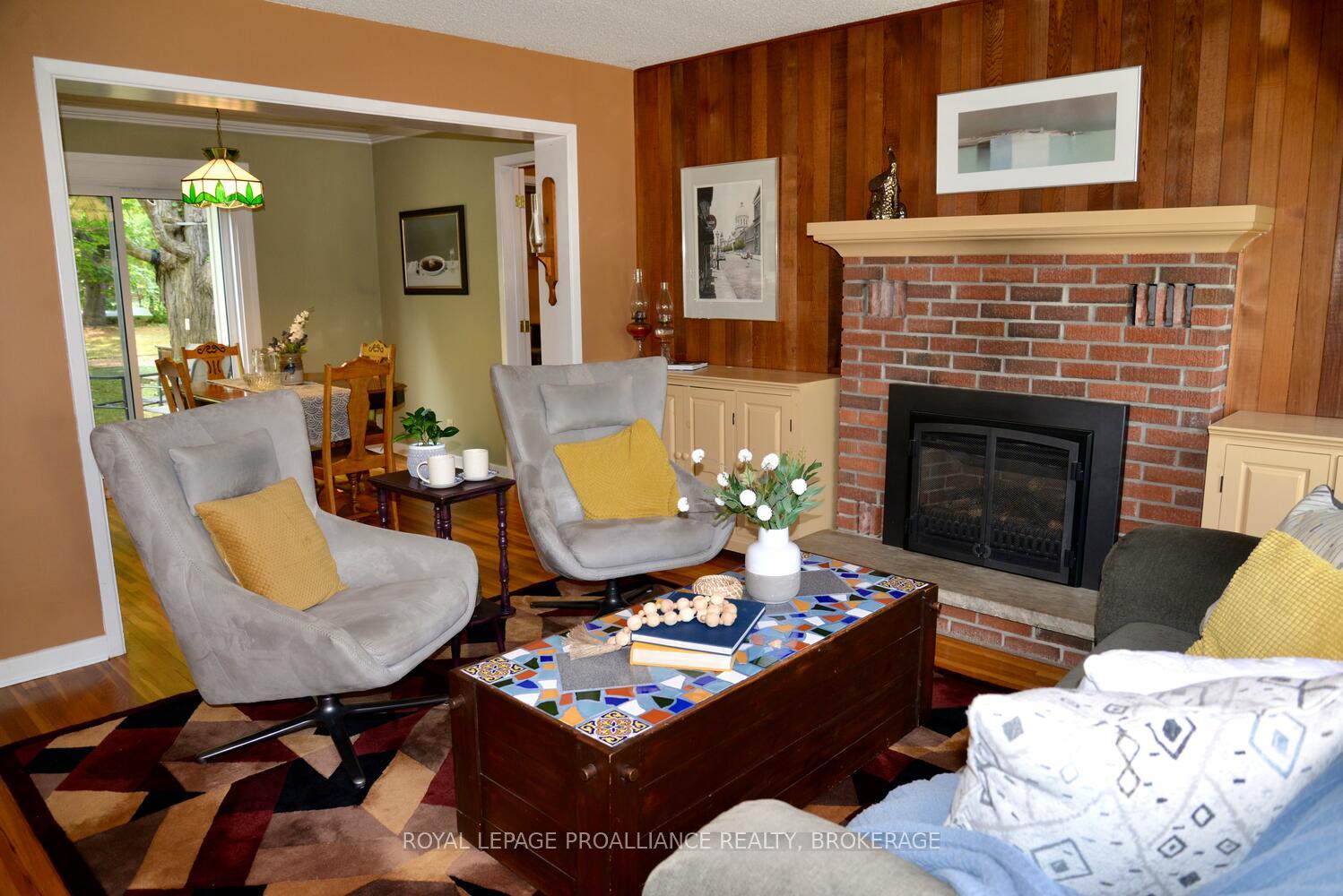 Photo 6 of 625 Hillside Drive, Gananoque — HOMEH