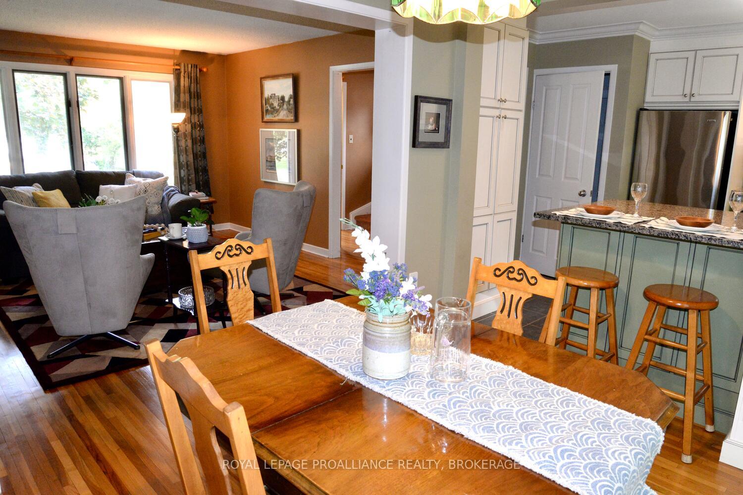 Photo 10 of 625 Hillside Drive, Gananoque — HOMEH