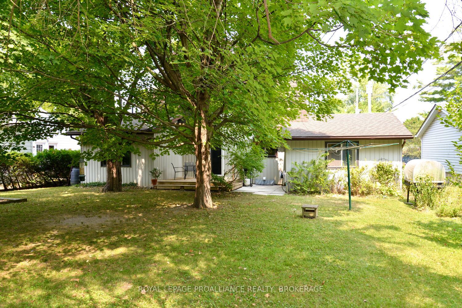 Photo 28 of 625 Hillside Drive, Gananoque — HOMEH