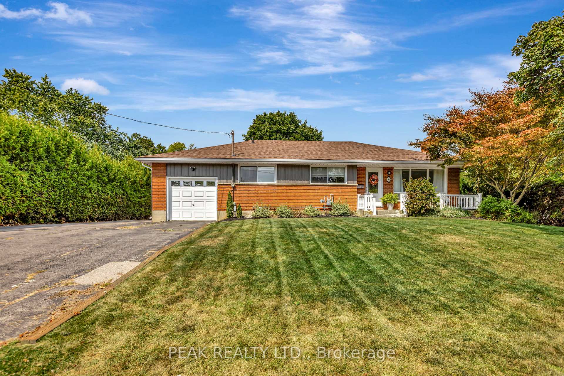 Photo 2 of 54 Paris Links Road, Brant, Paris — HOMEH