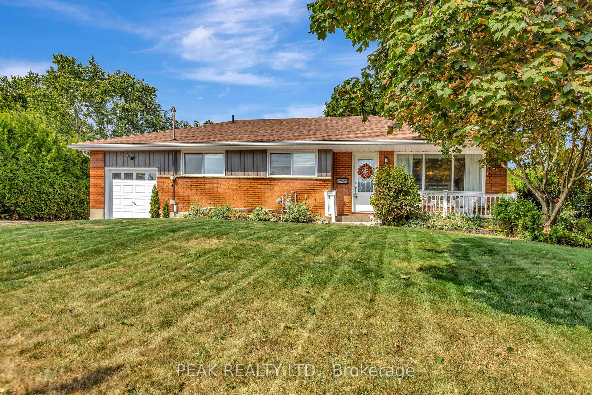 Photo 4 of 54 Paris Links Road, Brant, Paris — HOMEH