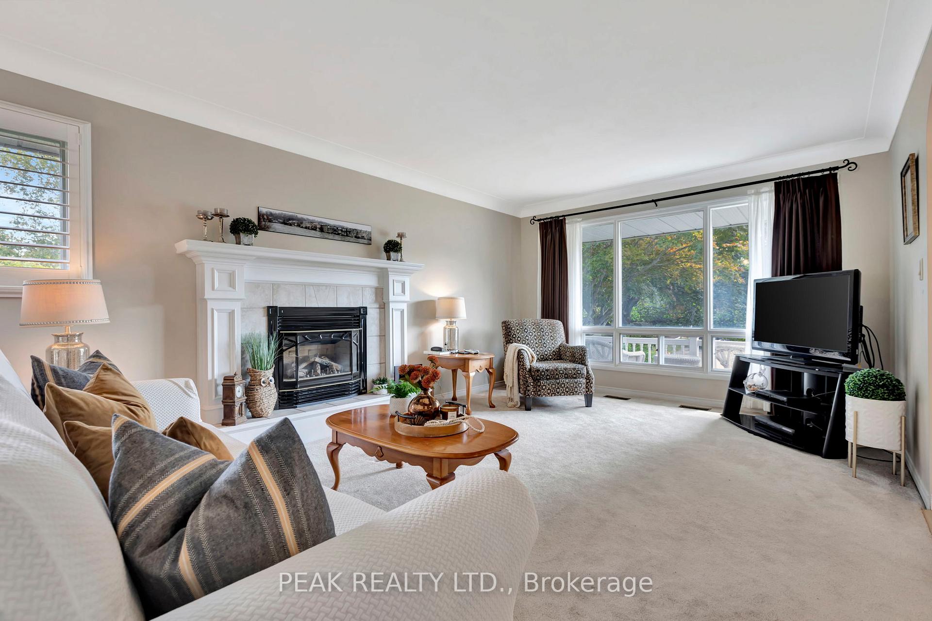 Photo 10 of 54 Paris Links Road, Brant, Paris — HOMEH