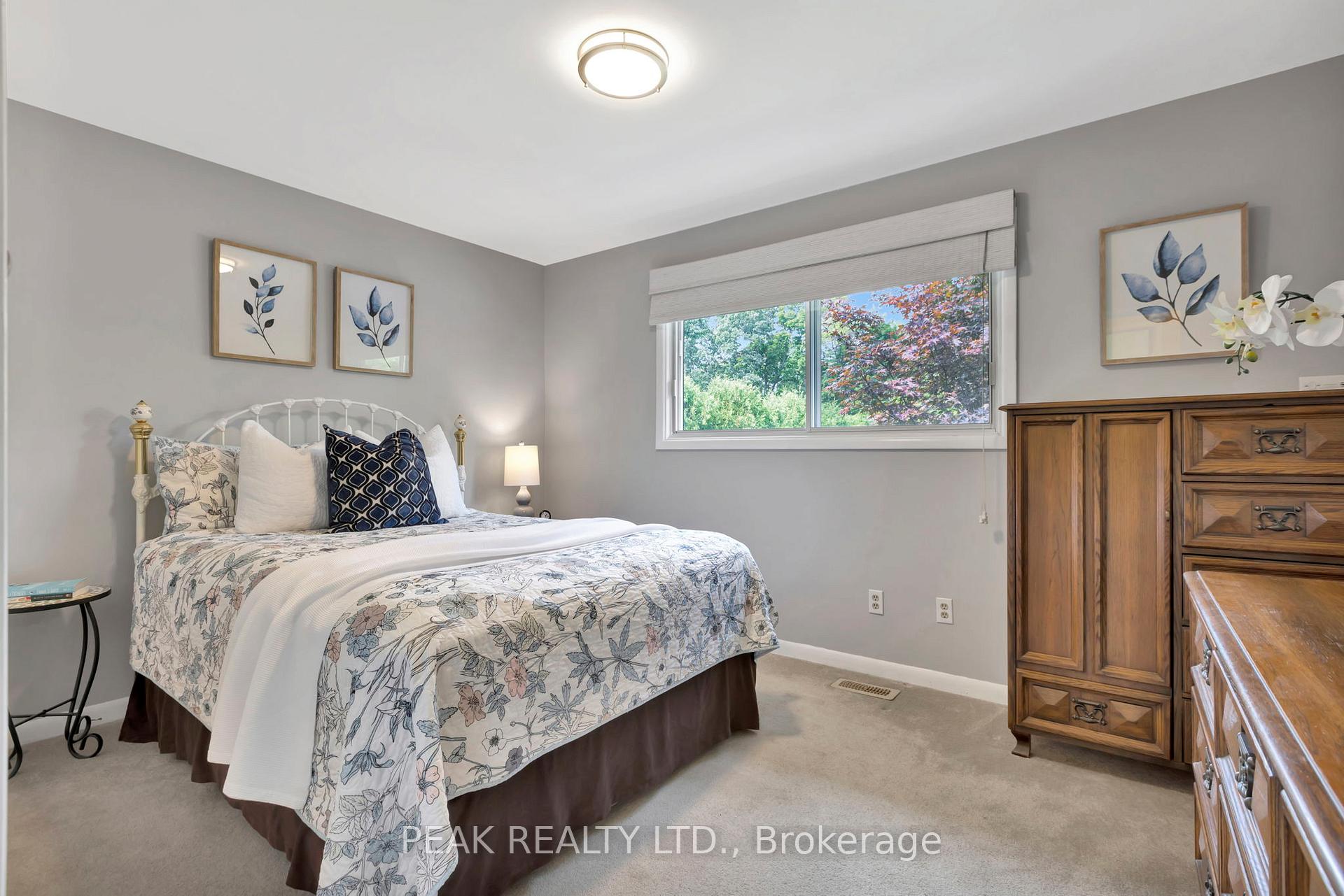 Photo 15 of 54 Paris Links Road, Brant, Paris — HOMEH