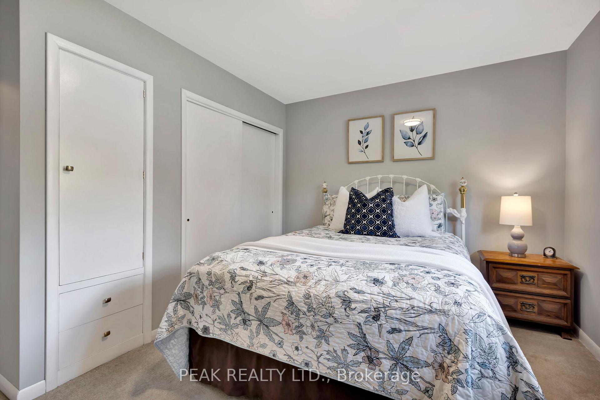 Photo 17 of 54 Paris Links Road, Brant, Paris — HOMEH