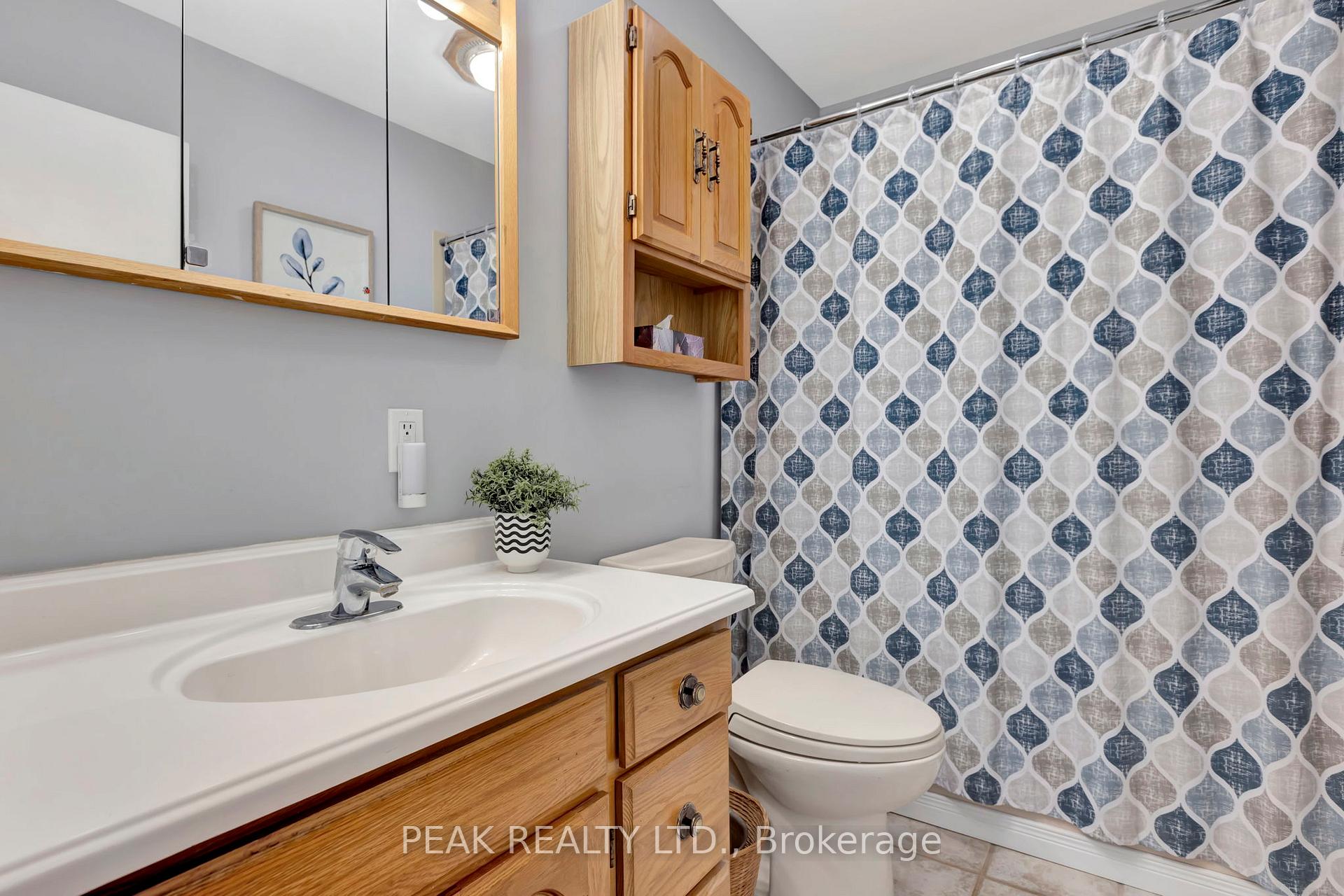 Photo 22 of 54 Paris Links Road, Brant, Paris — HOMEH