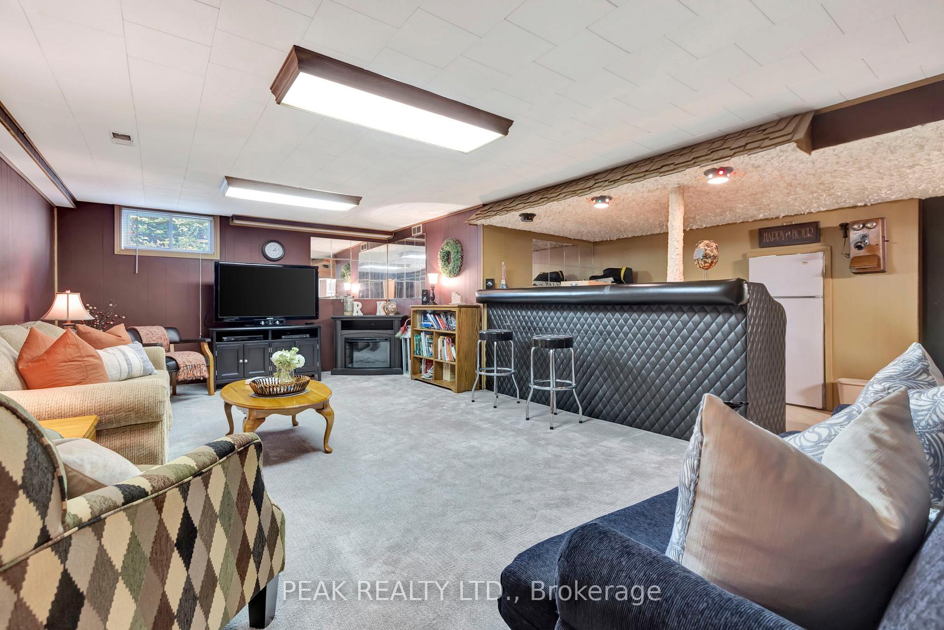 Photo 24 of 54 Paris Links Road, Brant, Paris — HOMEH