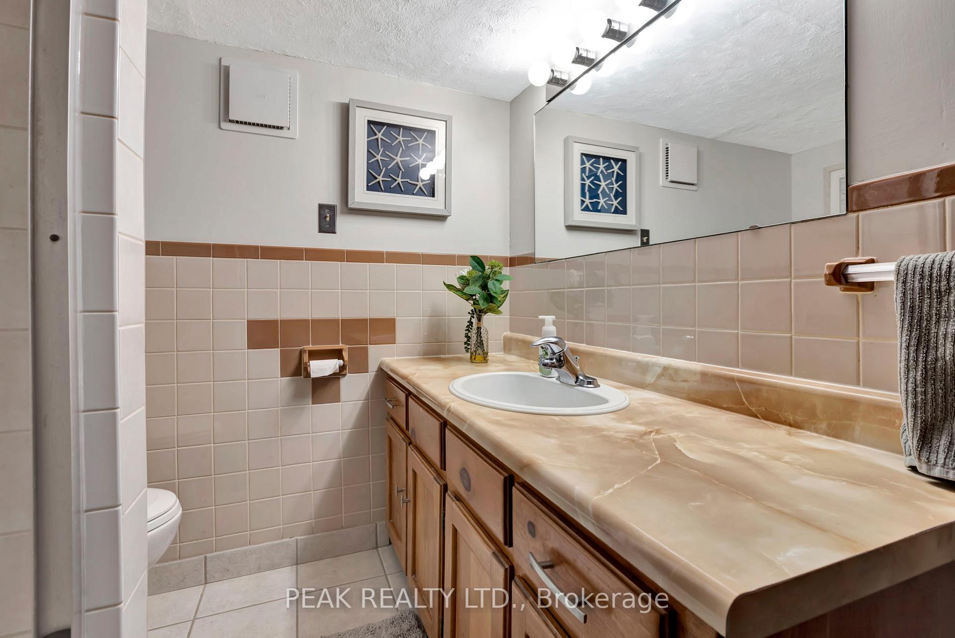 Photo 25 of 54 Paris Links Road, Brant, Paris — HOMEH