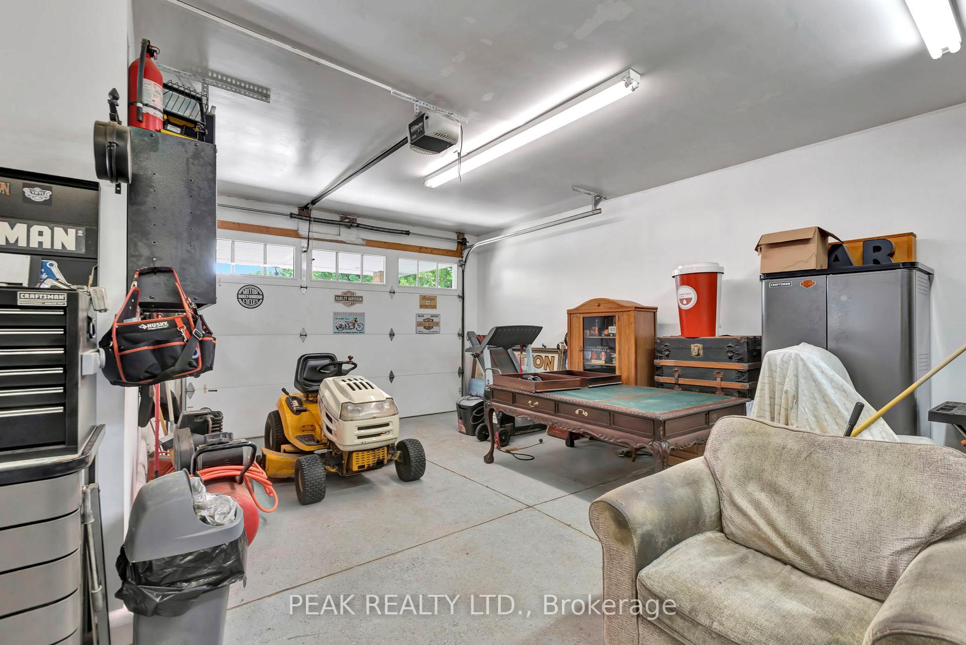 Photo 26 of 54 Paris Links Road, Brant, Paris — HOMEH