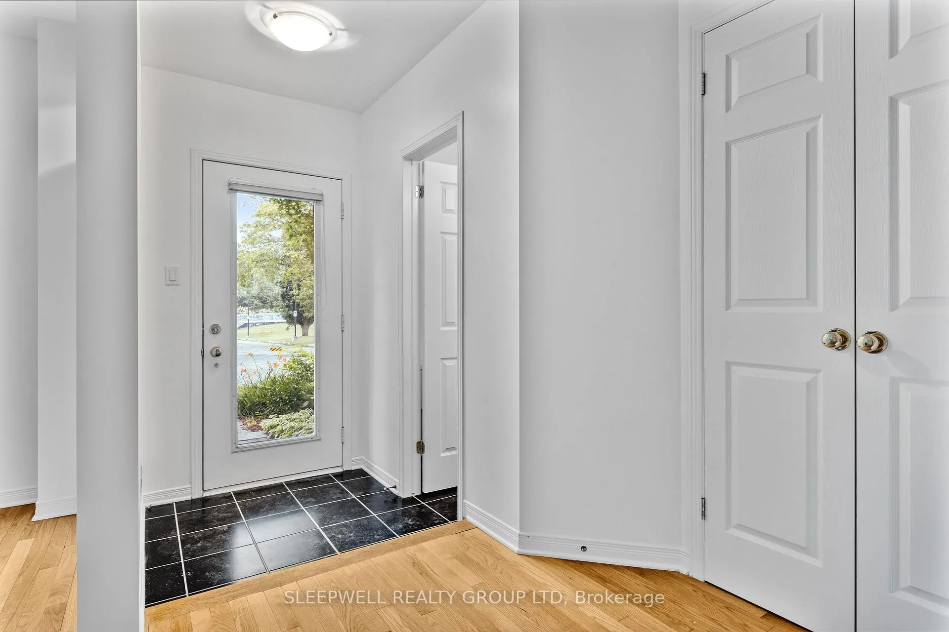 Photo 4 of 209 Hopewell Avenue, Ottawa, Old Ottawa South — HOMEH