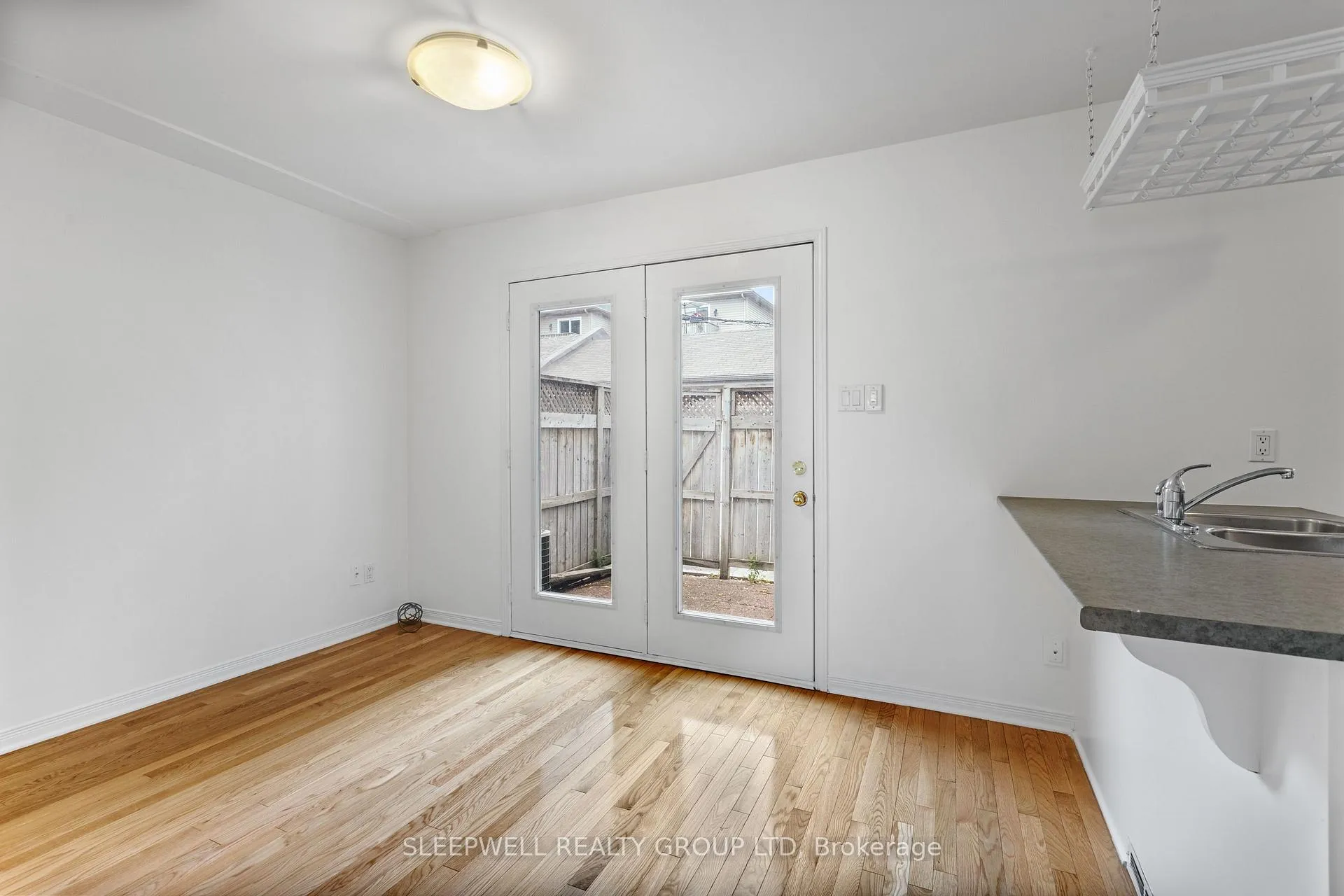 Photo 15 of 209 Hopewell Avenue, Ottawa, Old Ottawa South — HOMEH