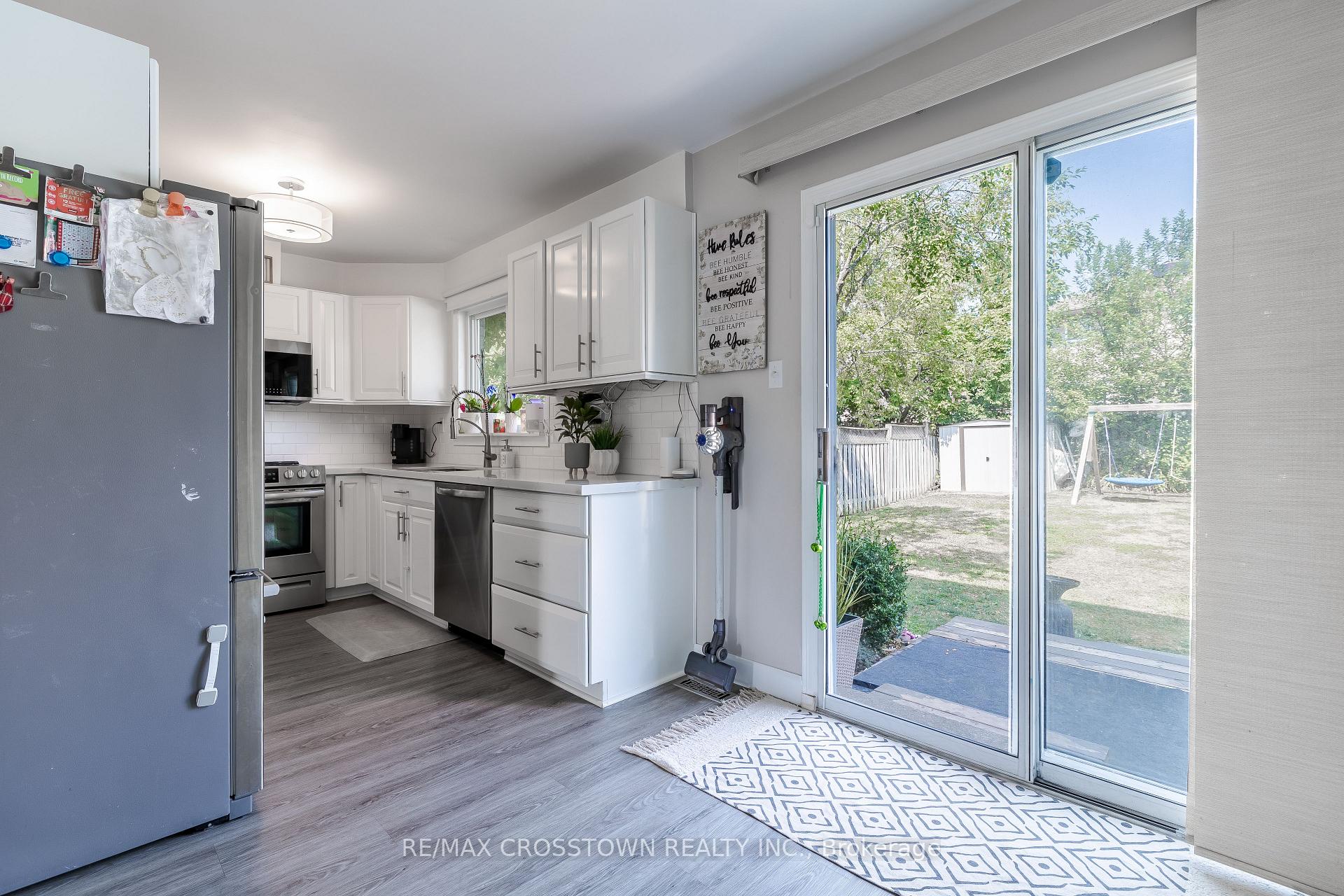 Photo 12 of 181 Cardinal Street, Barrie, Cundles East — HOMEH