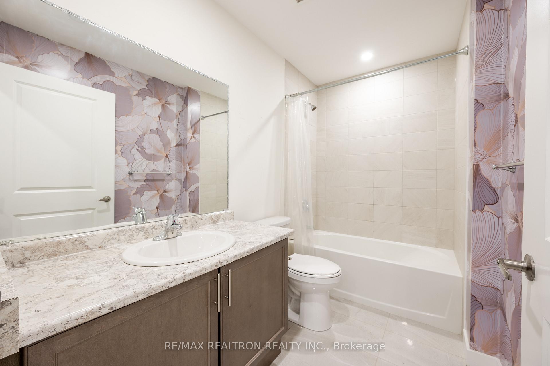 Photo 12 of Unit 339, 101 Shoreview Place, Hamilton, Stoney Creek — HOMEH
