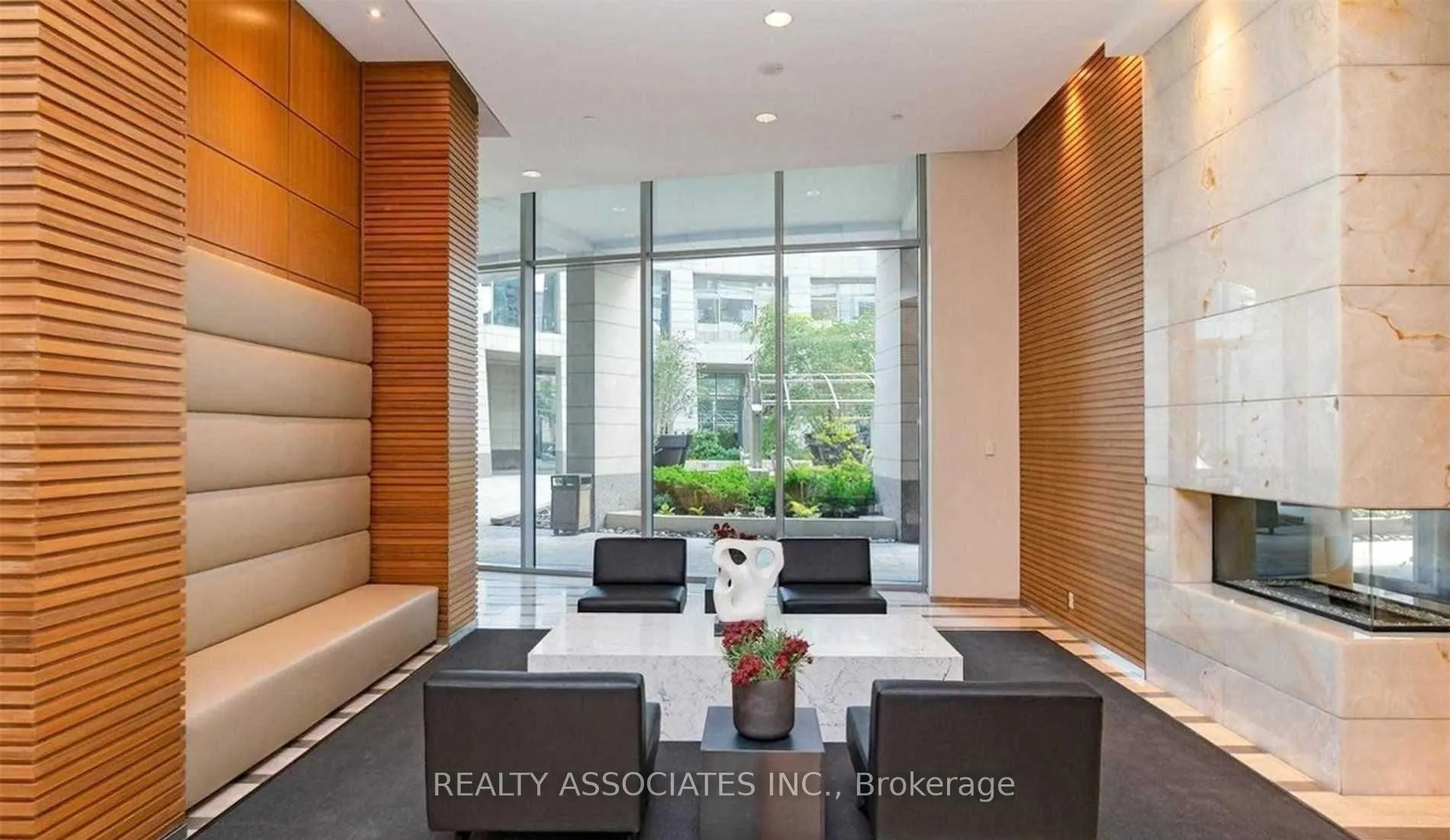 Photo 6 of Unit 2704, 2191 Yonge Street, Toronto, Mount Pleasant West — HOMEH