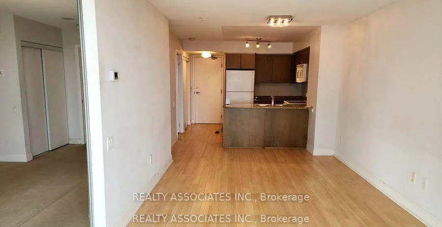 Photo 7 of Unit 2704, 2191 Yonge Street, Toronto, Mount Pleasant West — HOMEH