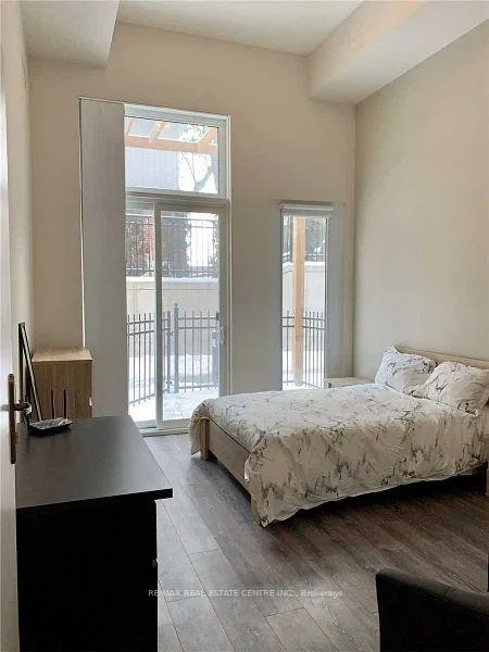 Front of Unit 102, 253 Albert Street