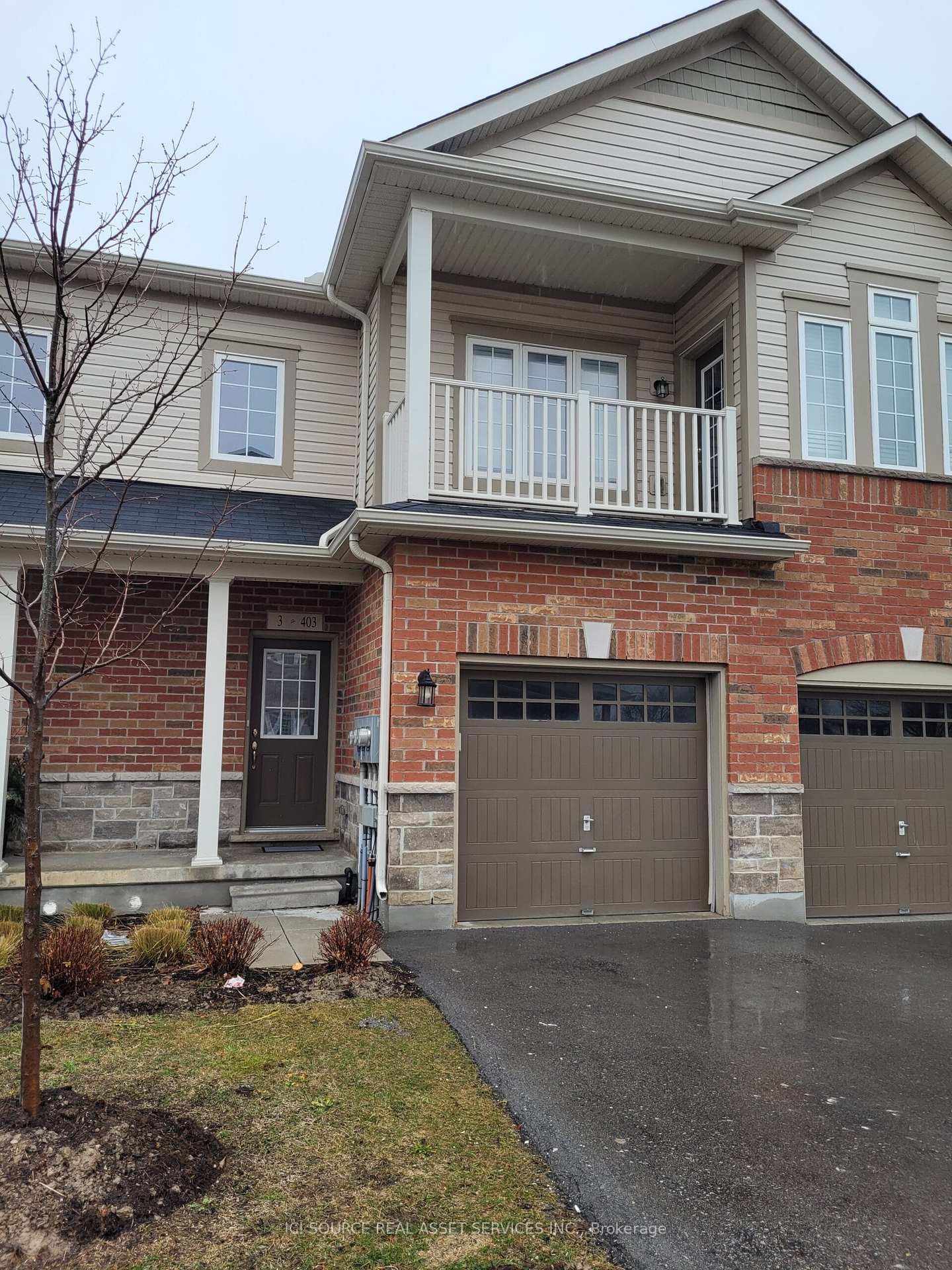 Front of Unit 3, 403 Westwood Drive