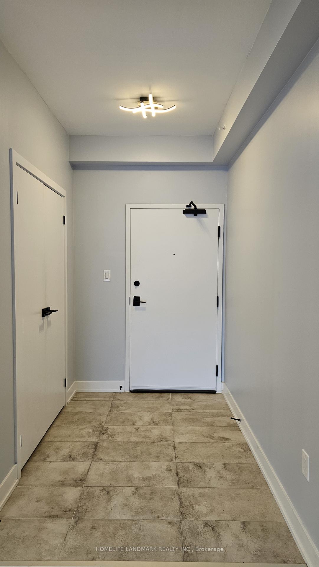 Photo 7 of Unit 111, 10 Culinary Lane, Barrie, Rural Barrie Southeast — HOMEH