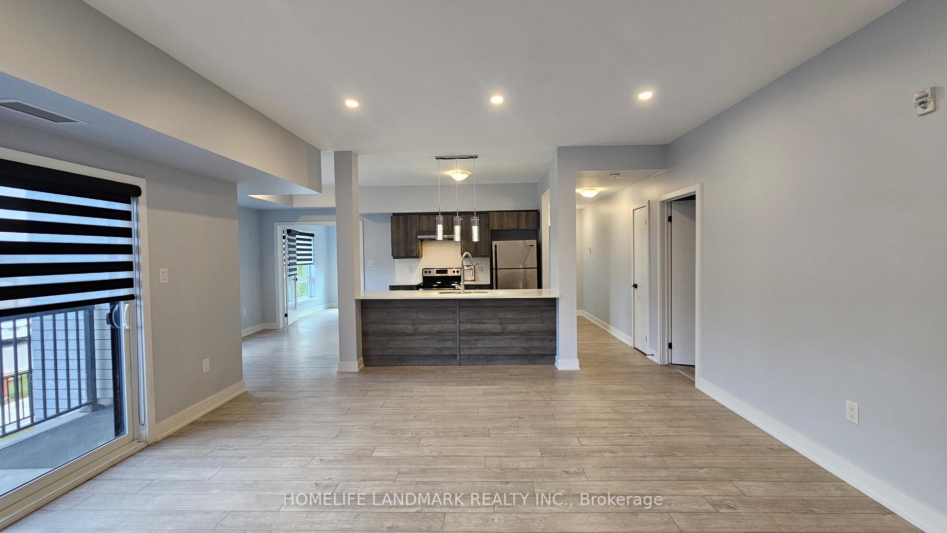 Photo 8 of Unit 111, 10 Culinary Lane, Barrie, Rural Barrie Southeast — HOMEH