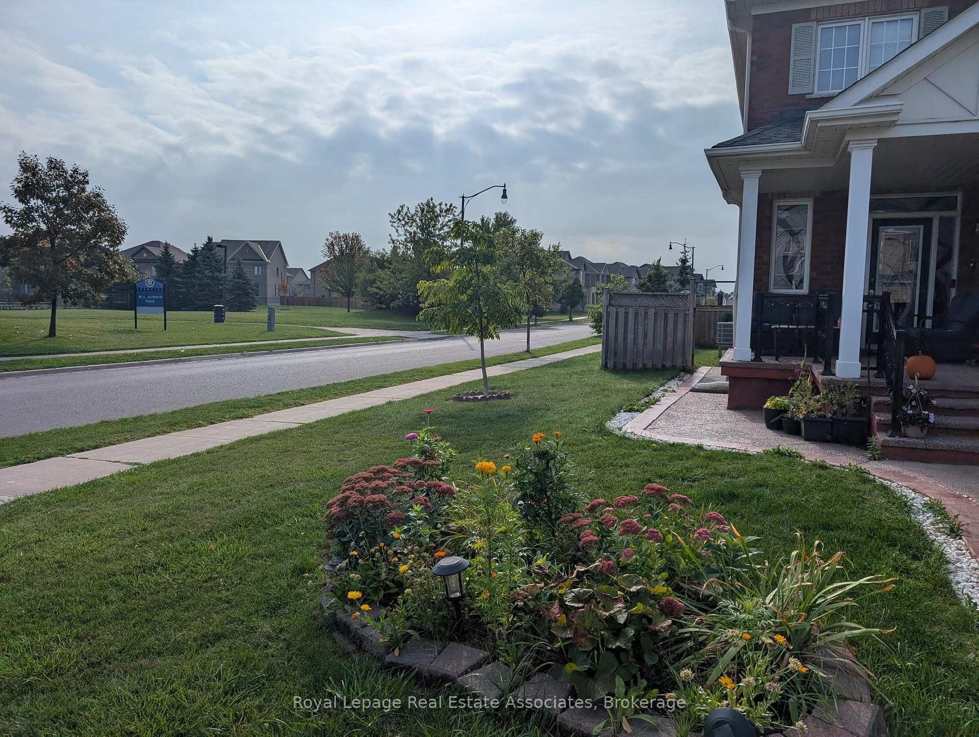 Photo 7 of Unit BSMT, 36 Spicebush Terrace, Brampton, Credit Valley — HOMEH