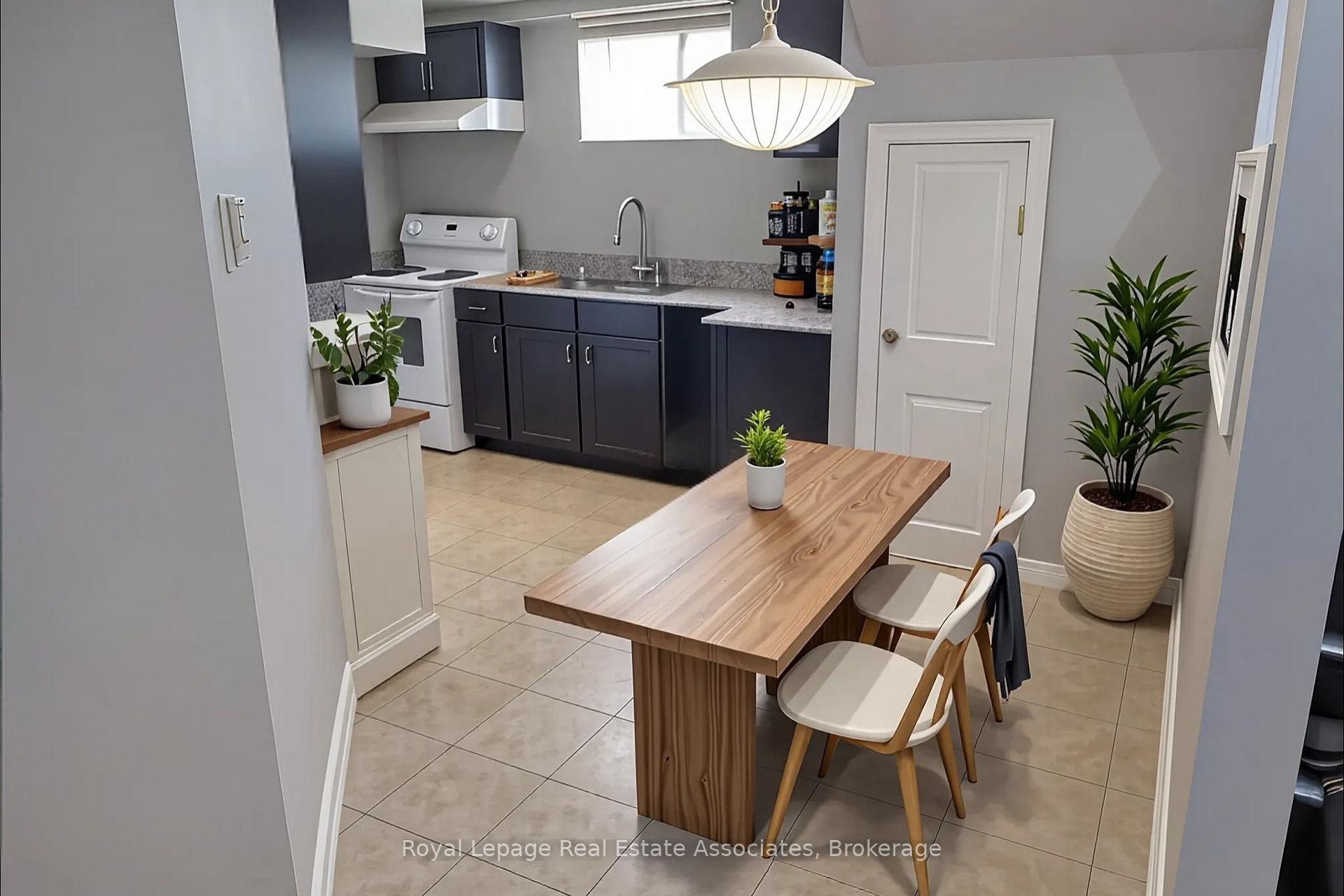 Photo 11 of Unit BSMT, 36 Spicebush Terrace, Brampton, Credit Valley — HOMEH