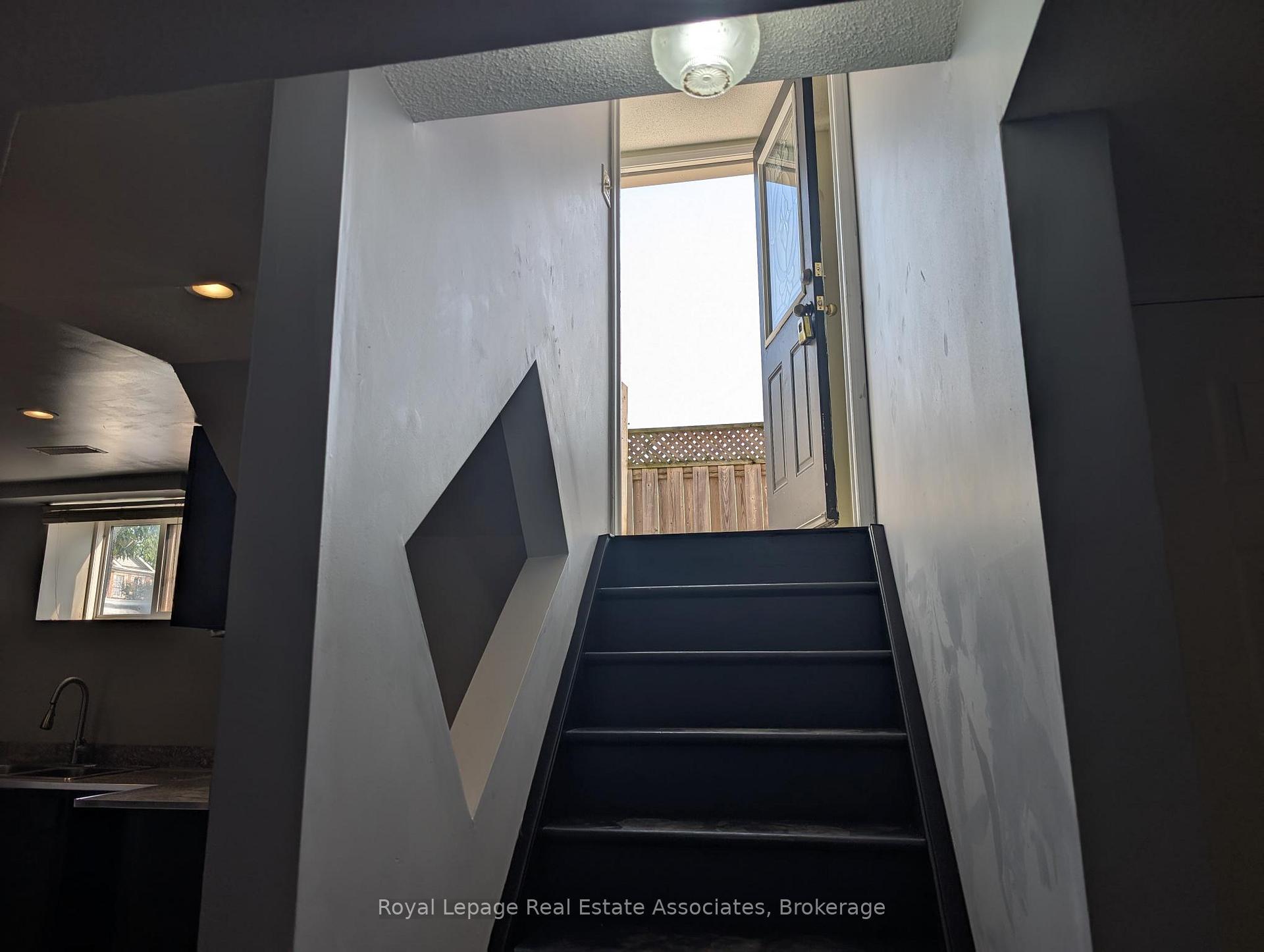 Photo 31 of Unit BSMT, 36 Spicebush Terrace, Brampton, Credit Valley — HOMEH