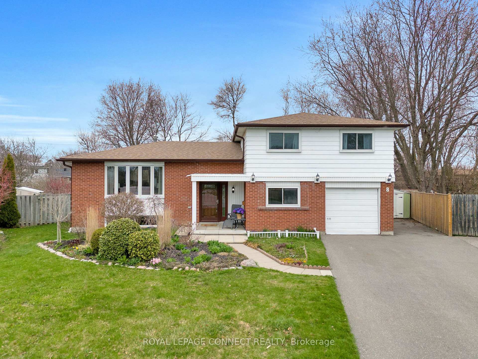 Photo 1 of 8 Graham Court, Ajax, South East — HOMEH