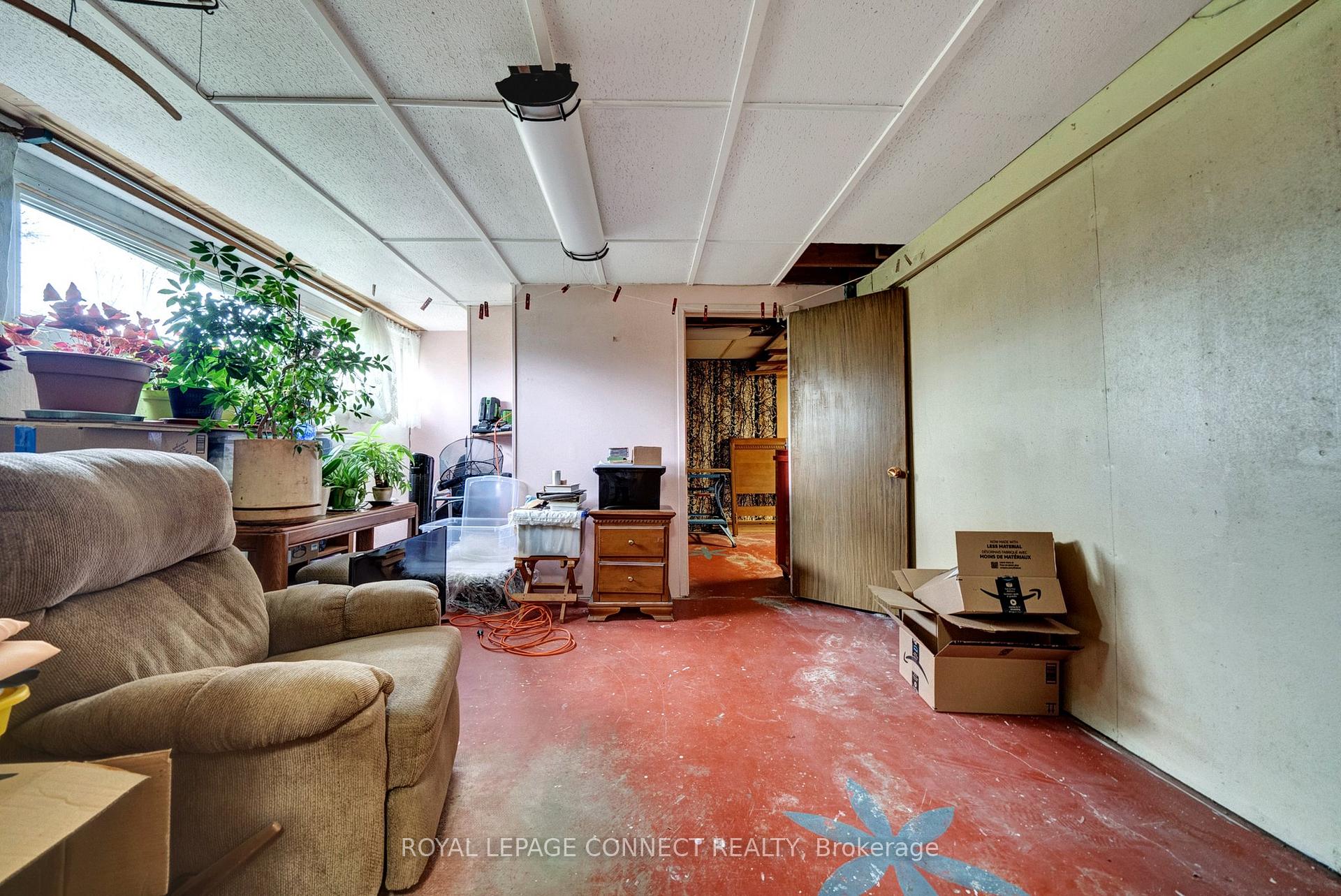 Photo 32 of 8 Graham Court, Ajax, South East — HOMEH