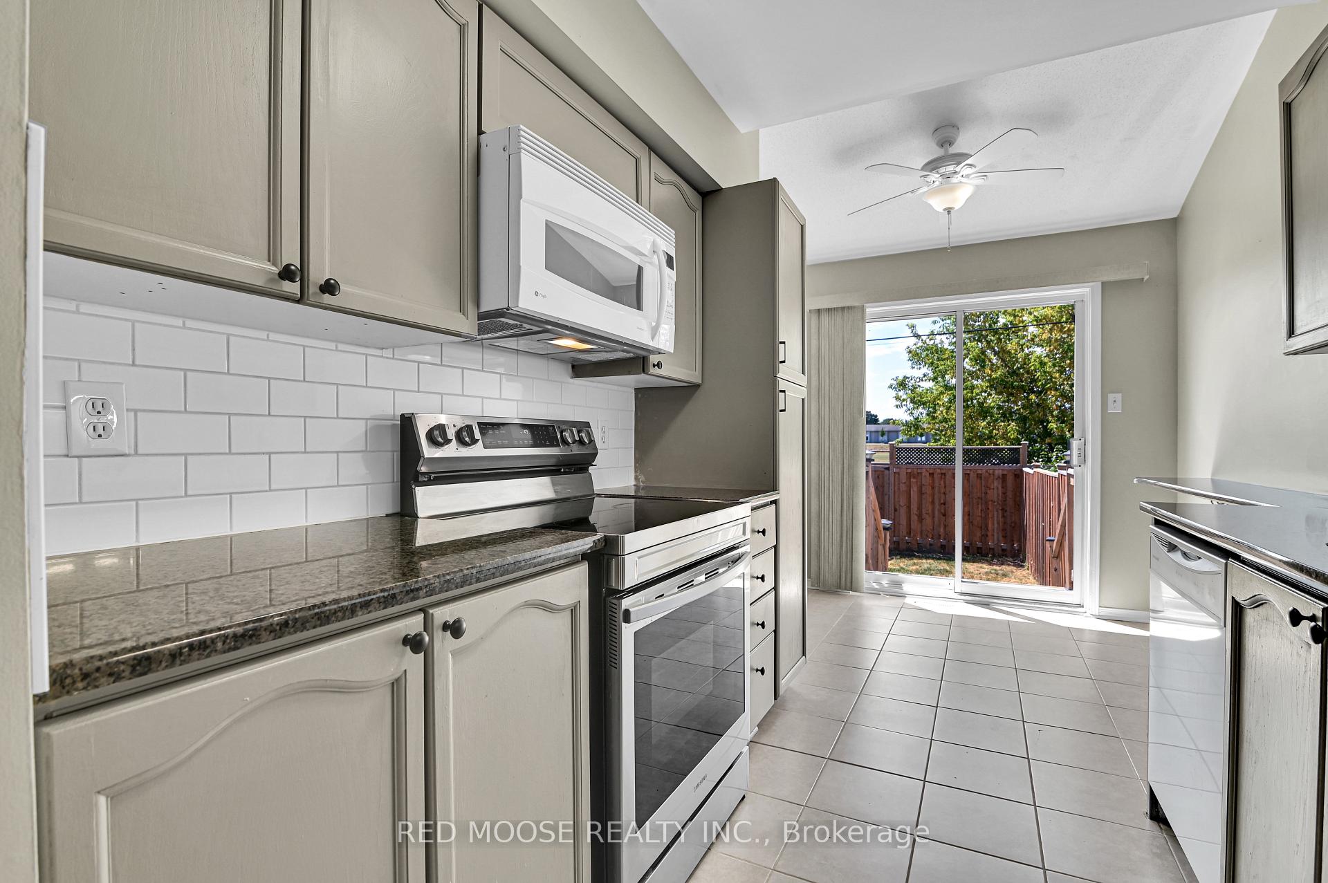 Photo 10 of 78 Crampton Drive, Carleton Place — HOMEH