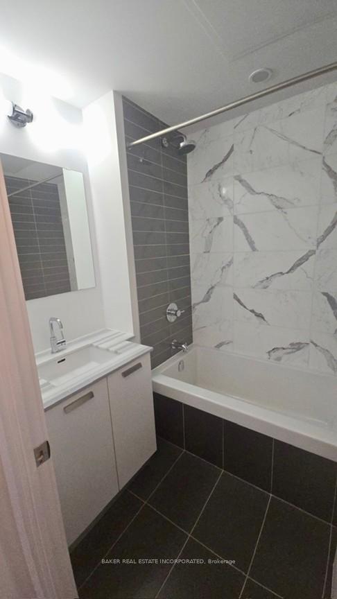 Photo 6 of Unit 703, 1815 Yonge Street, Toronto, Mount Pleasant West — HOMEH