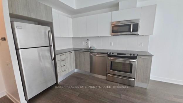 Photo 10 of Unit 703, 1815 Yonge Street, Toronto, Mount Pleasant West — HOMEH
